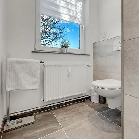 1003 - Luett Wulkjes