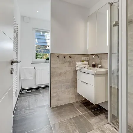 1003 - Luett Wulkjes アパート *